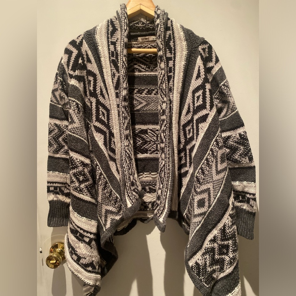 Old Navy Grey Cardigan Wrap
